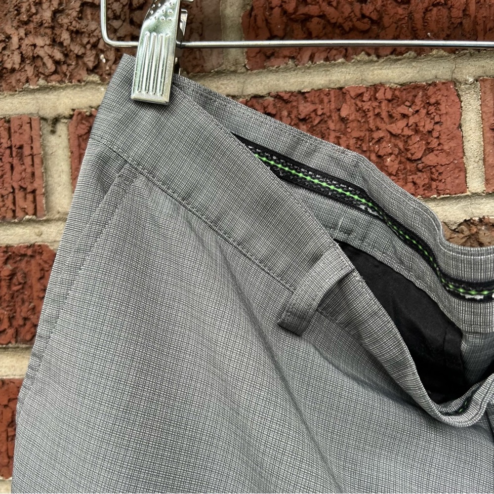 IZOD Gray Athletic Golf Shorts - Picture 4 of 4